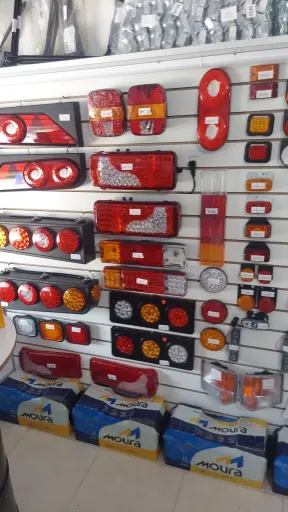 Faroles traseros y laterales